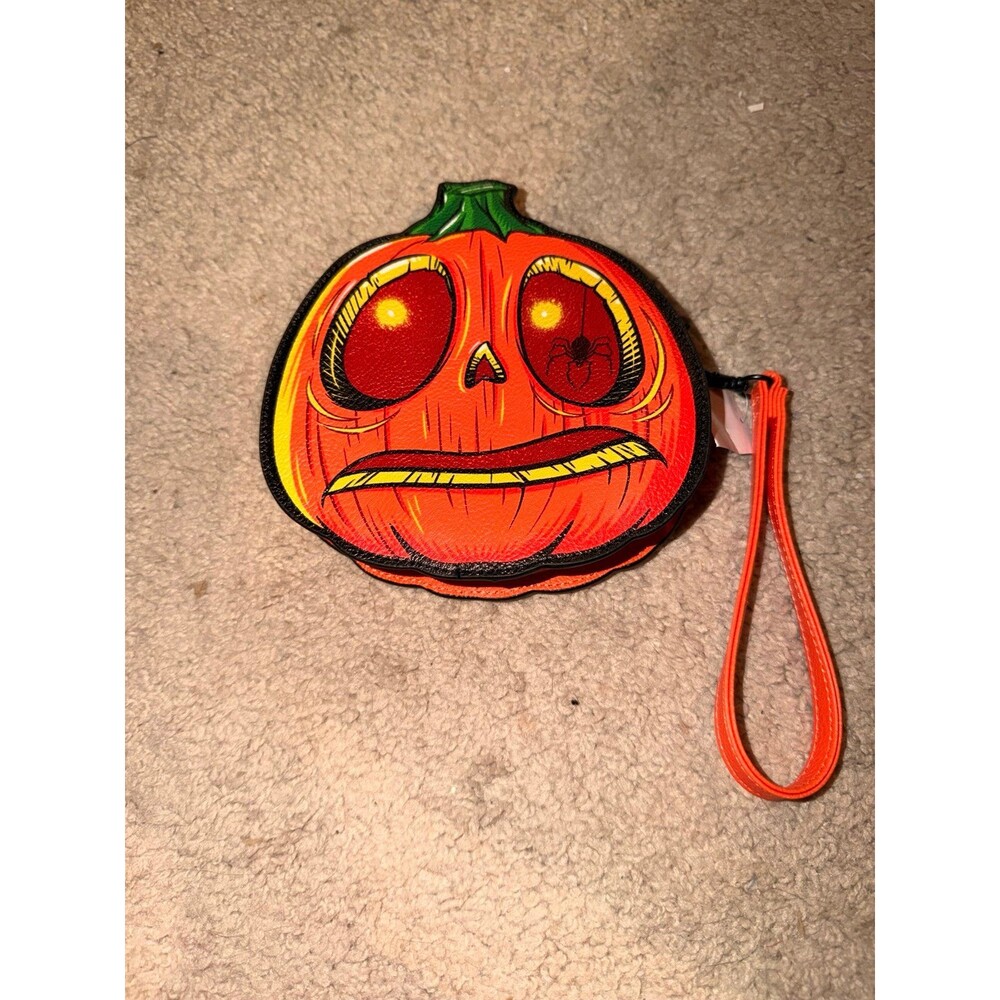 Lil Boo Halloween Horror Nights HHN Rare Wristlet Bag Mini Purse NWT universal